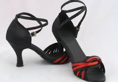 latin-dansları-için-ayakkabı-modelleri